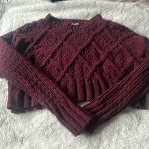 Maroon Knit Cropped Sweater🧣